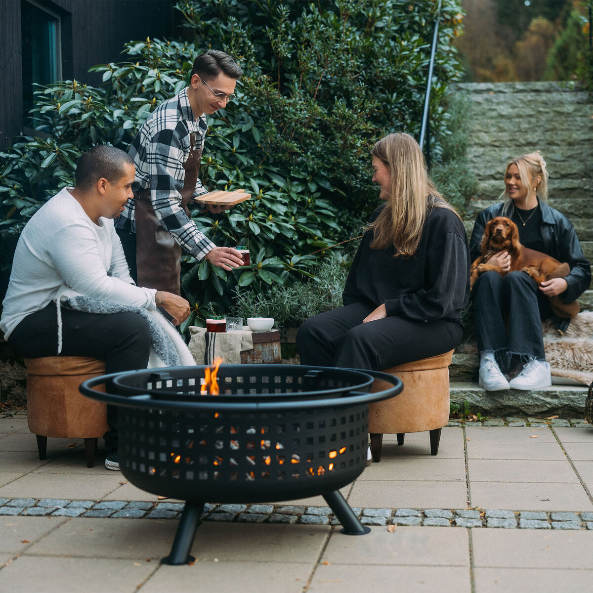 Eldstad stor med gnistskydd   