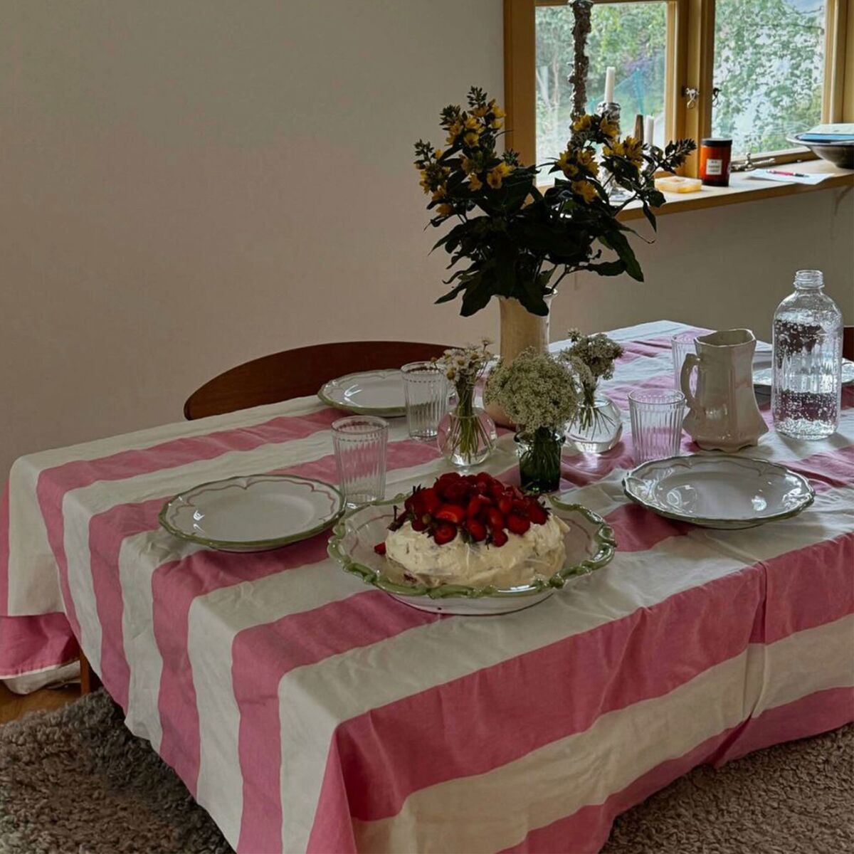 Gaia duk 250x145 cm, rosa/hvit