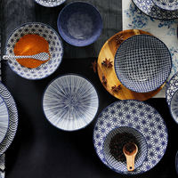 Nippon Blue skålset + ätpinnar, prickar/vågor