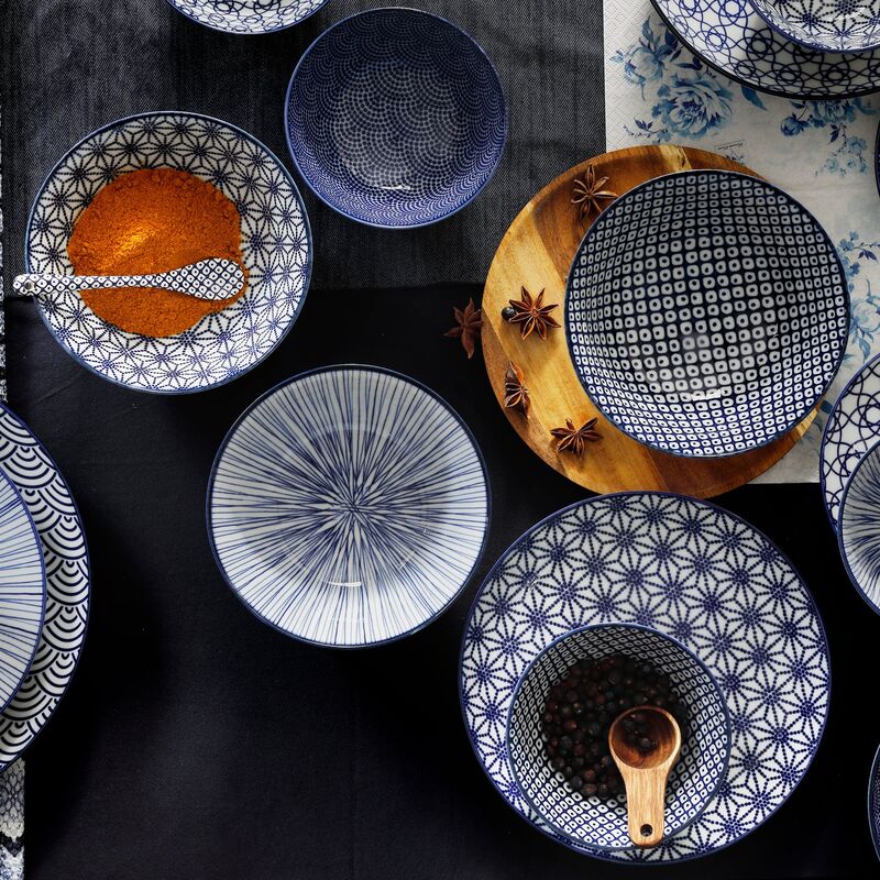 Nippon Blue skålesæt + spisepinde, prikker/bølger