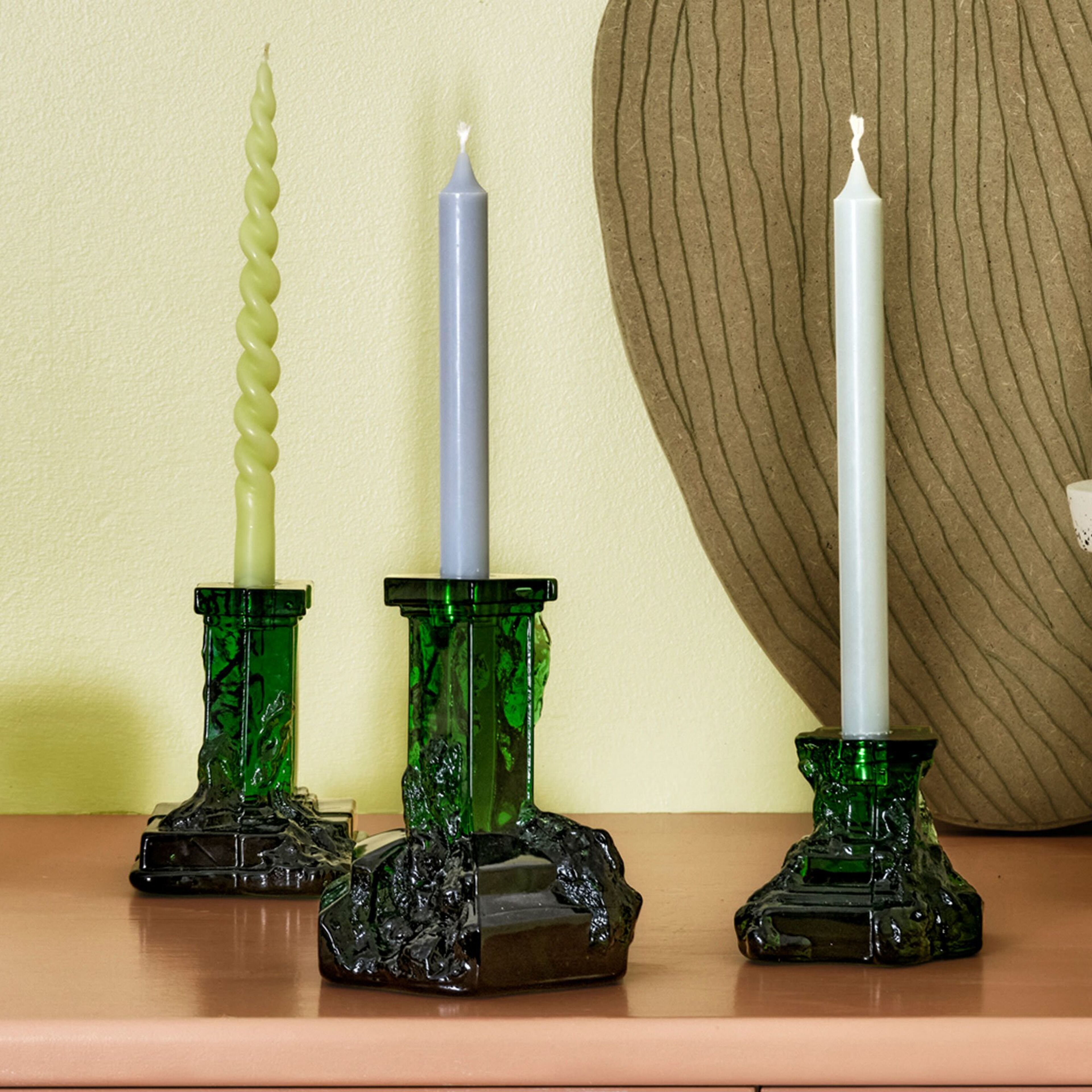 kosta-boda-rocky-baroque-lysestage-95-mm-emerald-green-7062315-64110-5