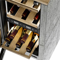 7719 WineDeluxe indbygget vinkøleskab 18 flasker, sort