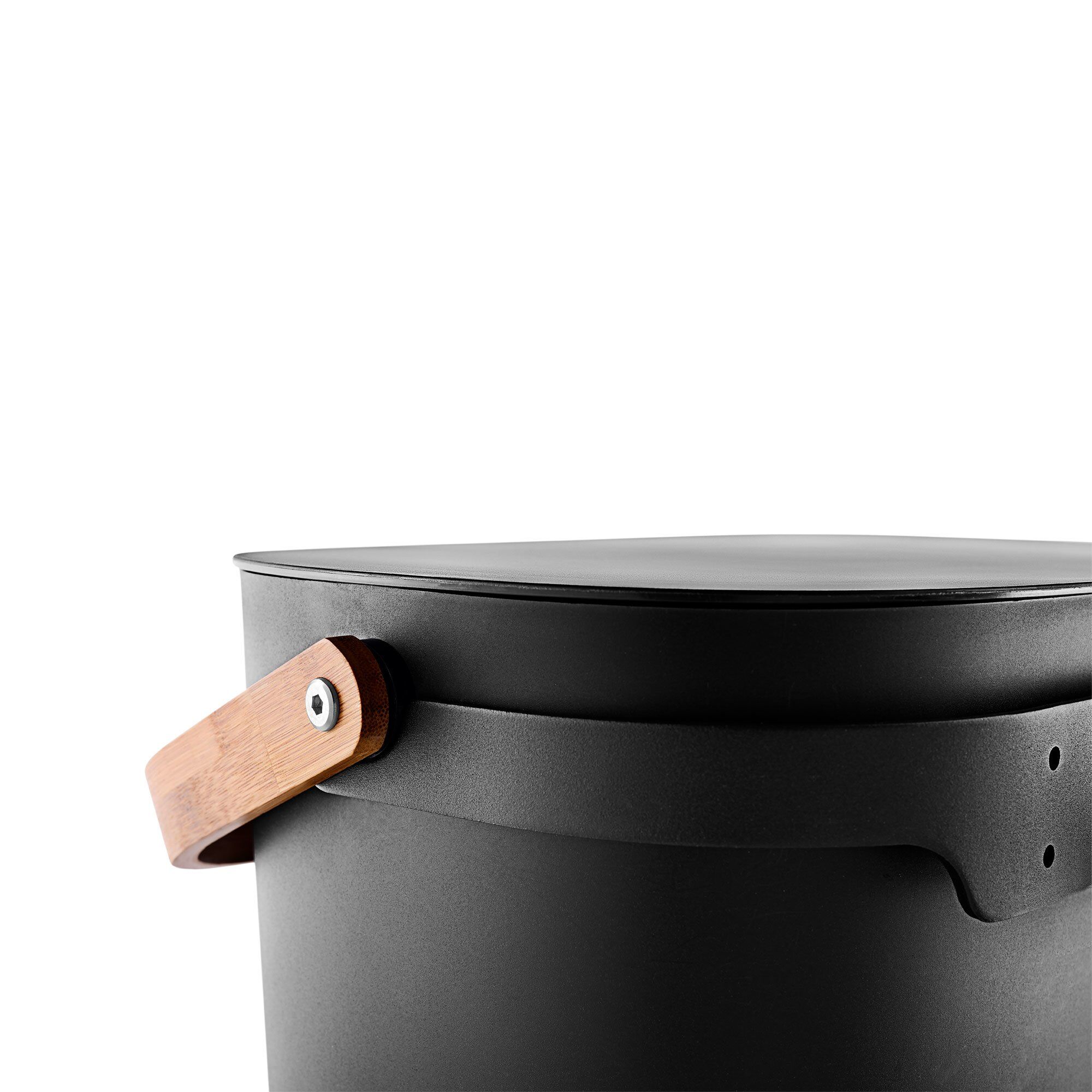Alternativ bild 1 för Eva Solo Reflect väggbeslag till sophink 6 liter
