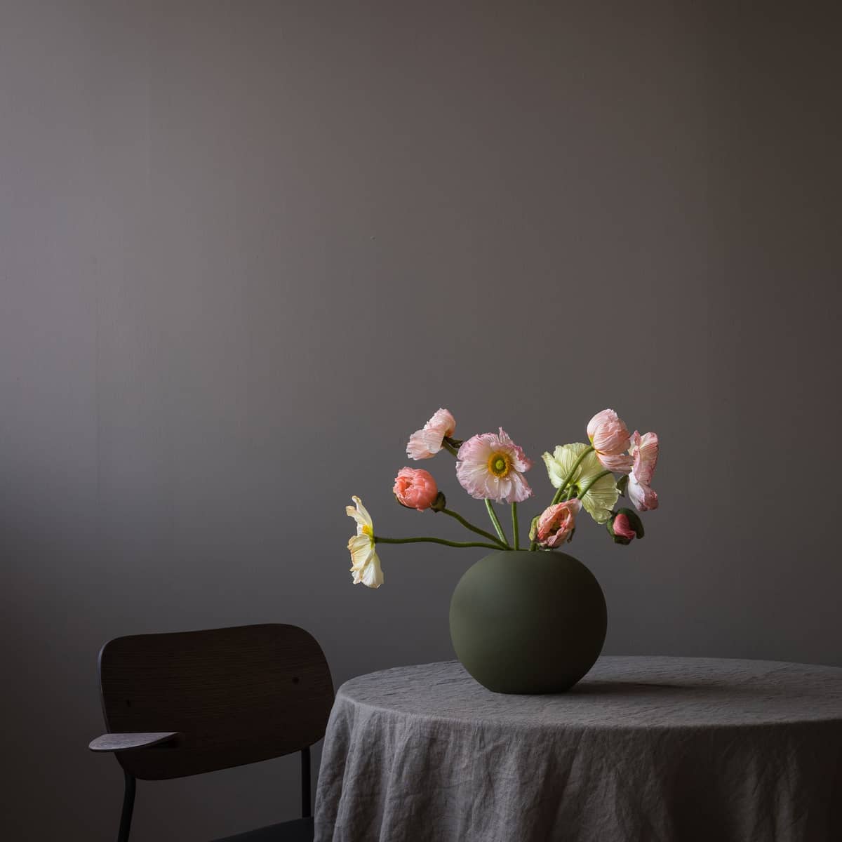 Ball vas, 20 cm, olive