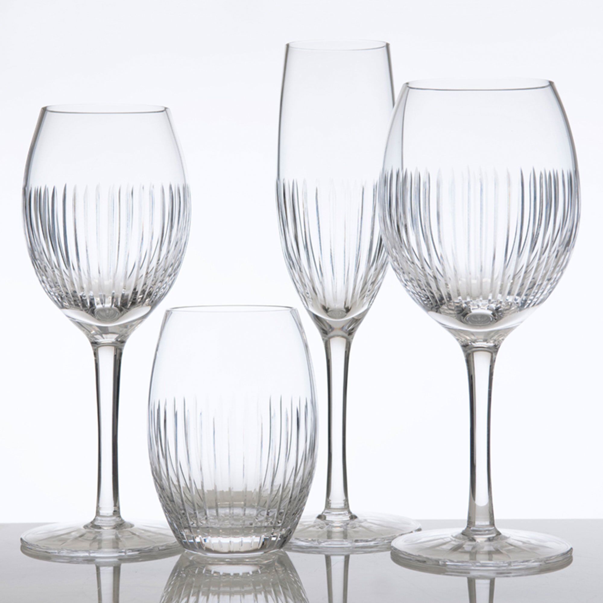 Alternativ bild 1 för Magnor ALBA Fine Line rödvinsglas 48 cl