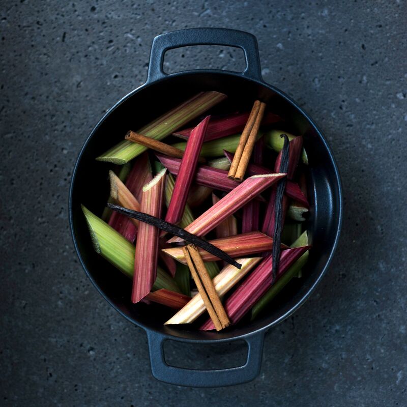 Gjutjärnsgryta emaljerad, Svart, 24 cm.