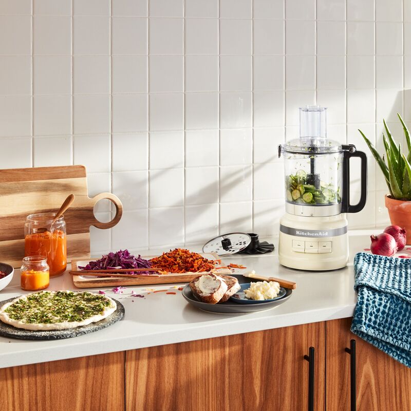 5KFP0921EAC Matberedare, 2,1 liter, almond