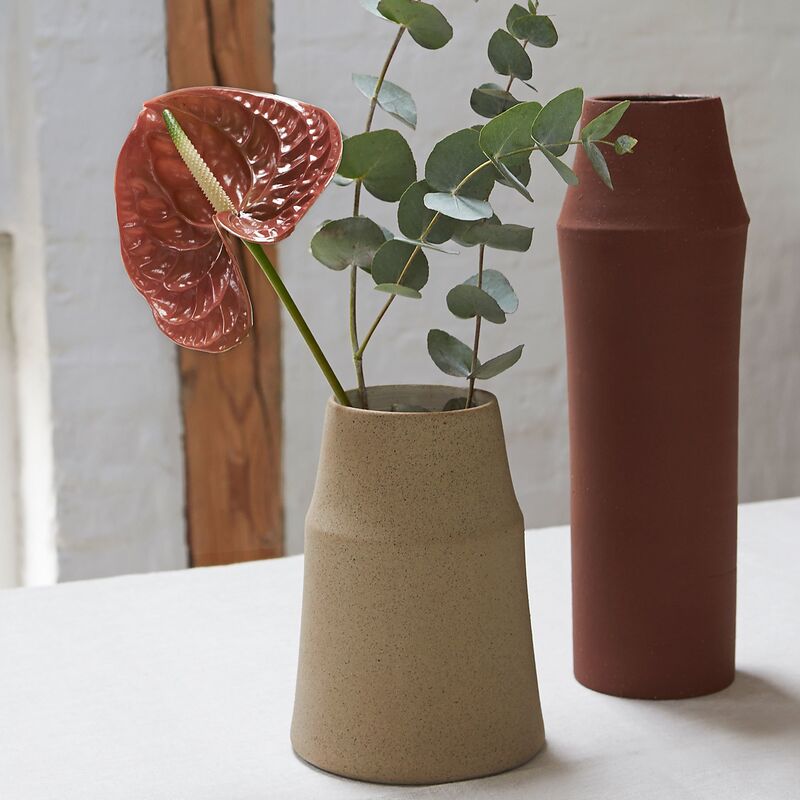 Clay vase 18 cm, warm sand