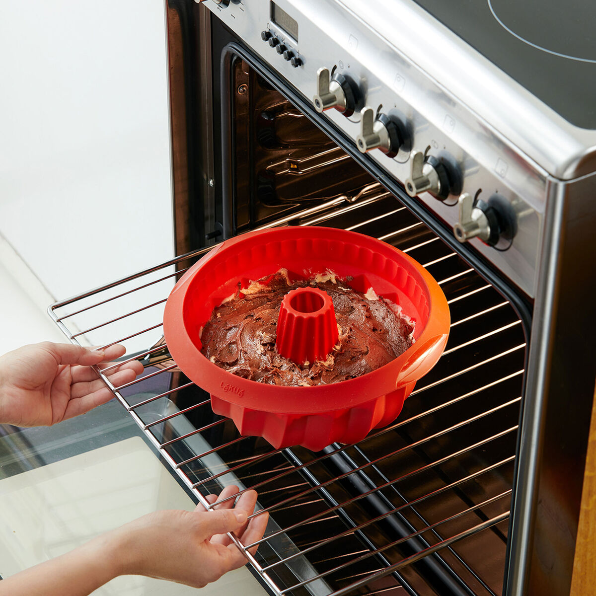 Savarin spiral-vuoka 20 cm, punainen