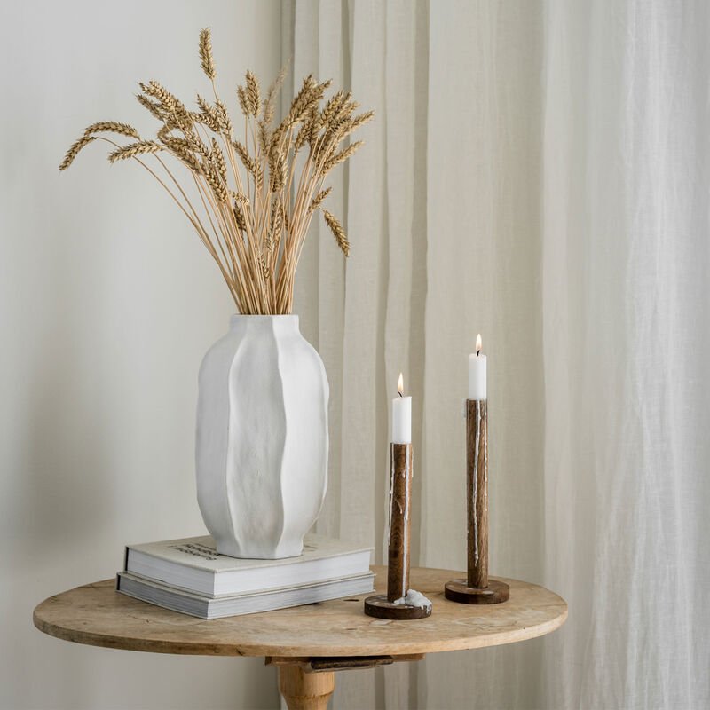 Kynttilänjalka tummanruskeaa puuta, 20 cm