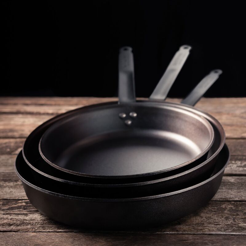 Stekpanna kolstål, 24 cm