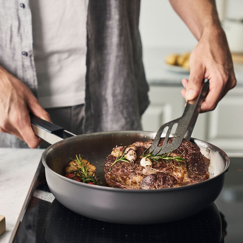 Pure stegepande 24 cm, rustfrit stål, grå