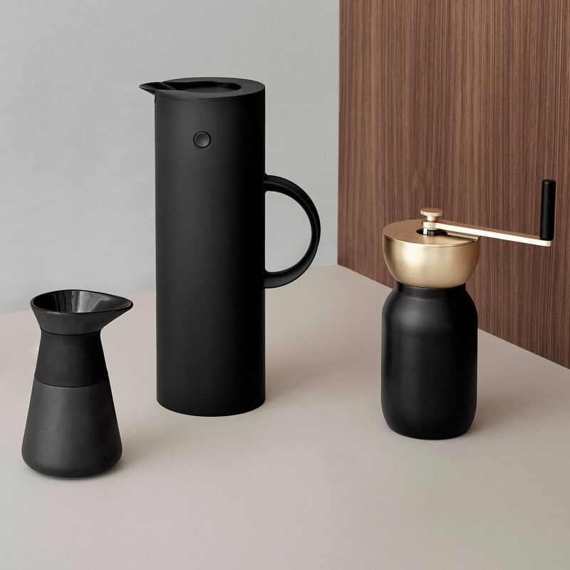 EM77 termokande, 1 liter, soft black