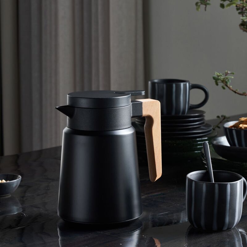 Cole termos 1 litraa, musta