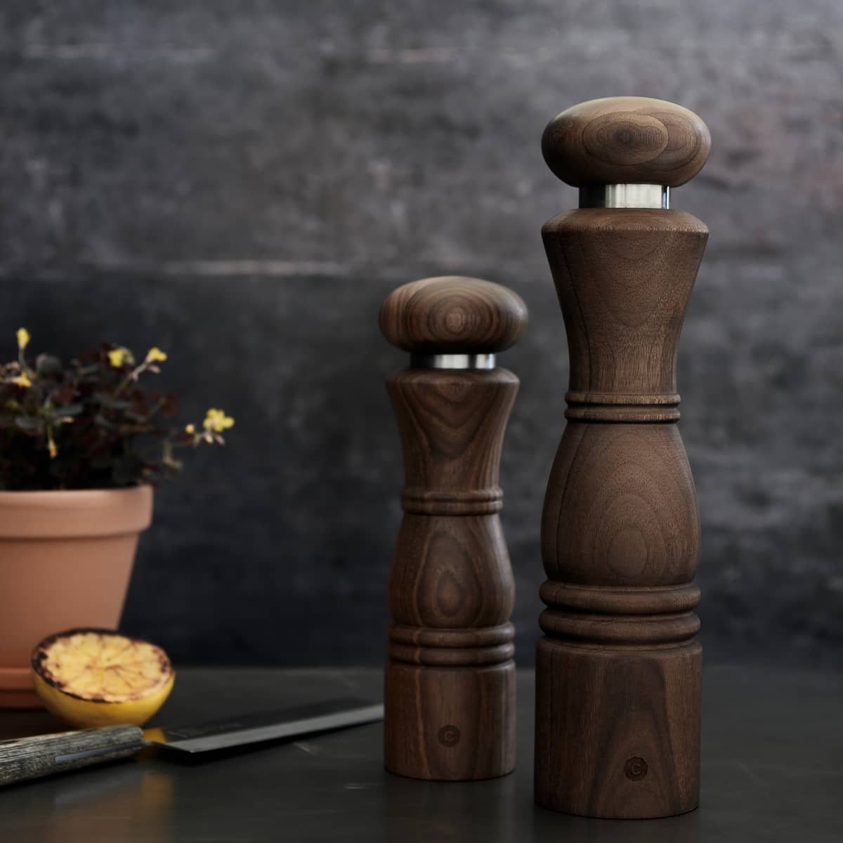 Paris salt- och pepparkvarn, 29 cm, valnöt