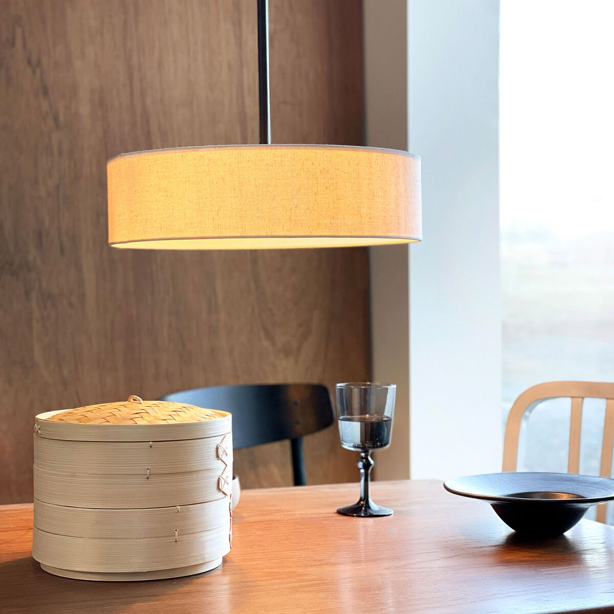 Calix-riippuvalaisin, matala