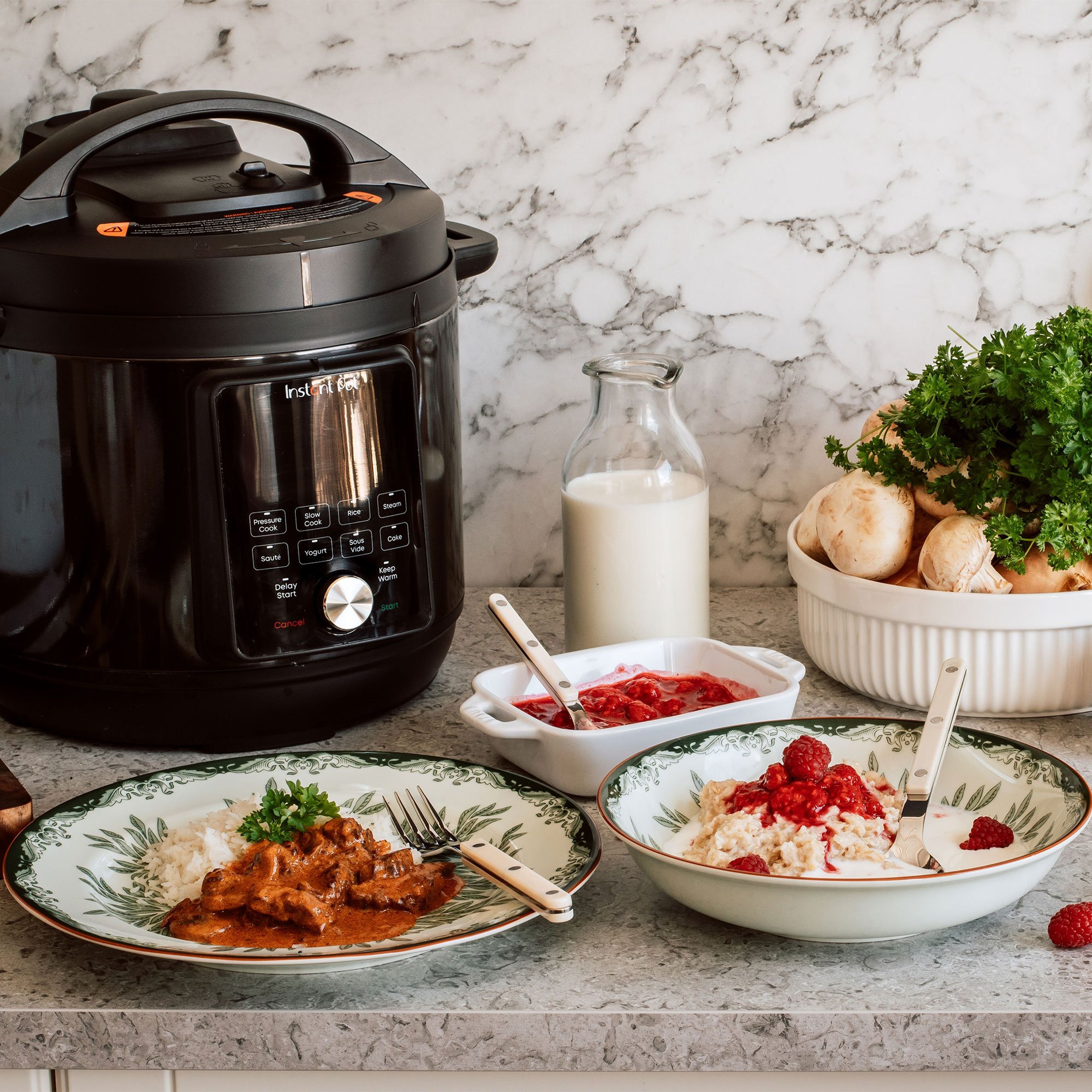 Ostindia Floris djup tallrik 22 cm, grön