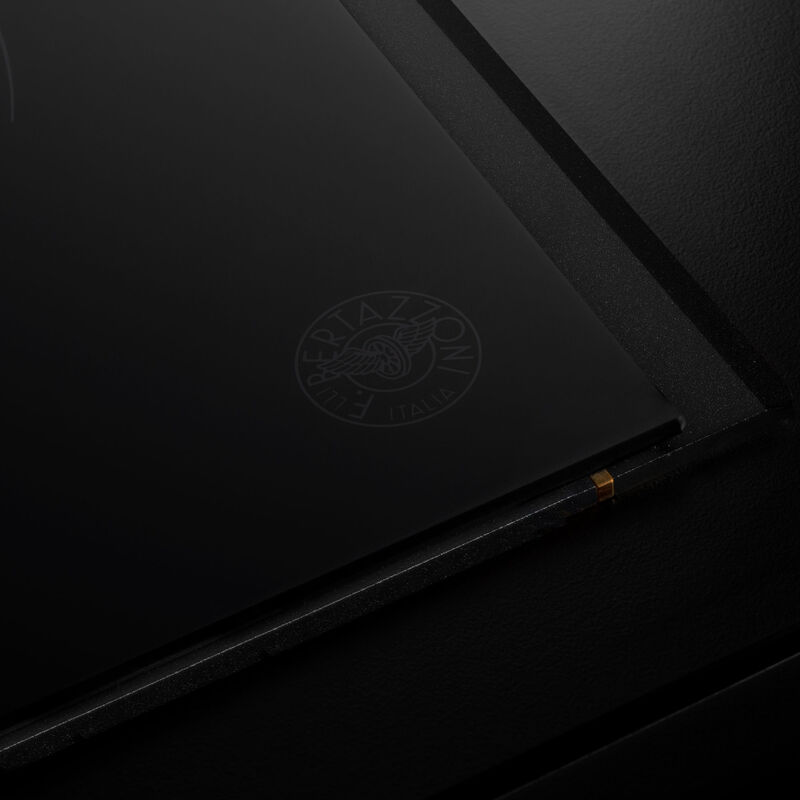 P784I1M30CP Premium induksjonstopp 78 cm med Carbonio-ramme, 4 soner