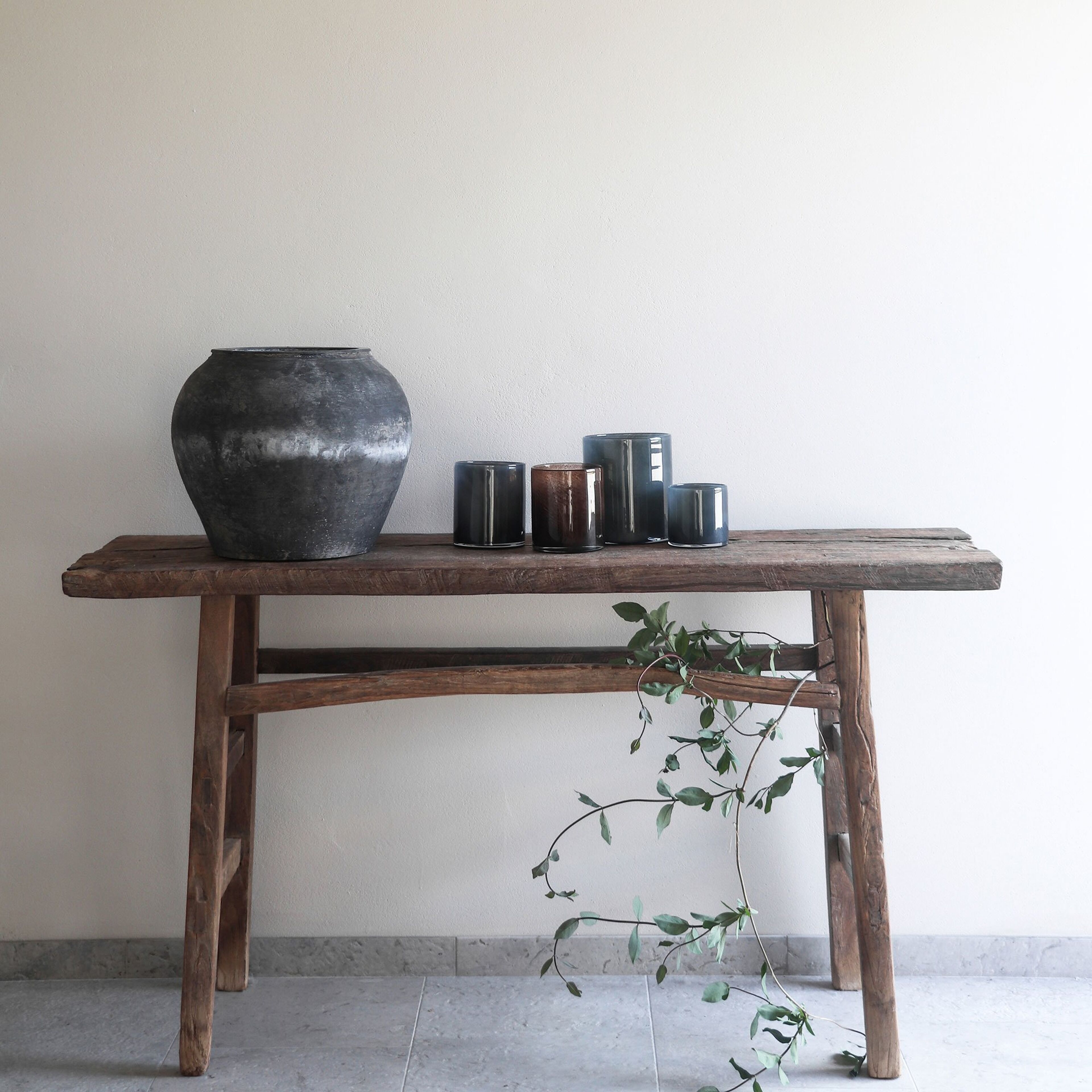 tell-me-more-lyric-fyrfadsstage-dark-grey-small-163027-51772-2