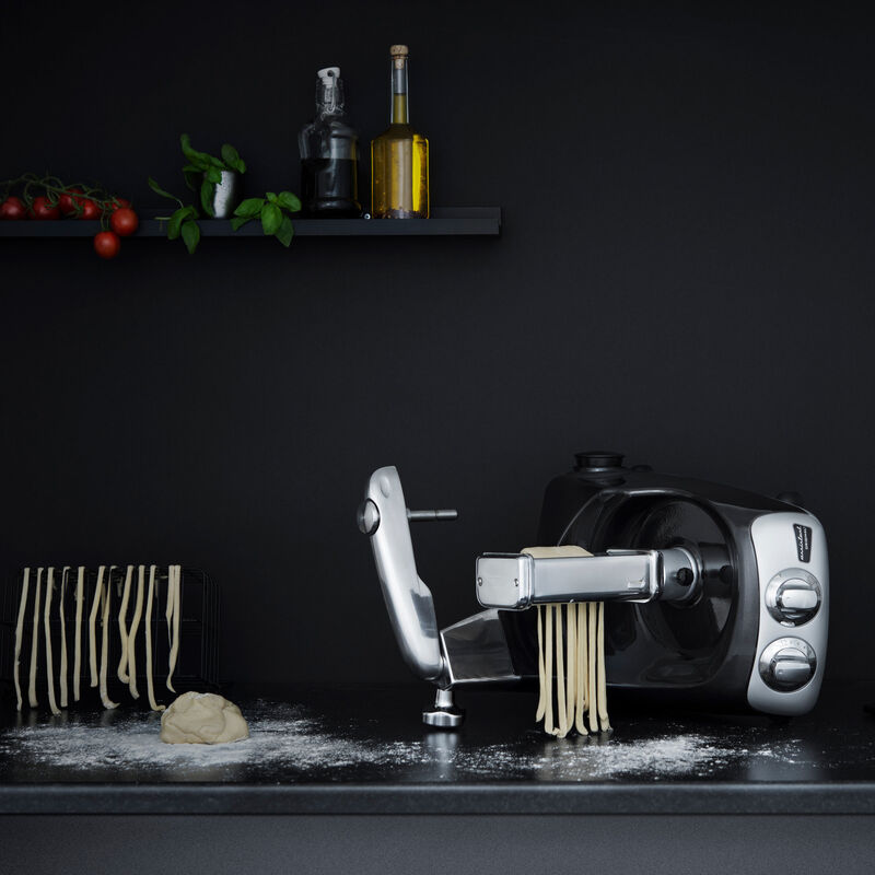 AKM 6290 -yleiskone, Black diamond