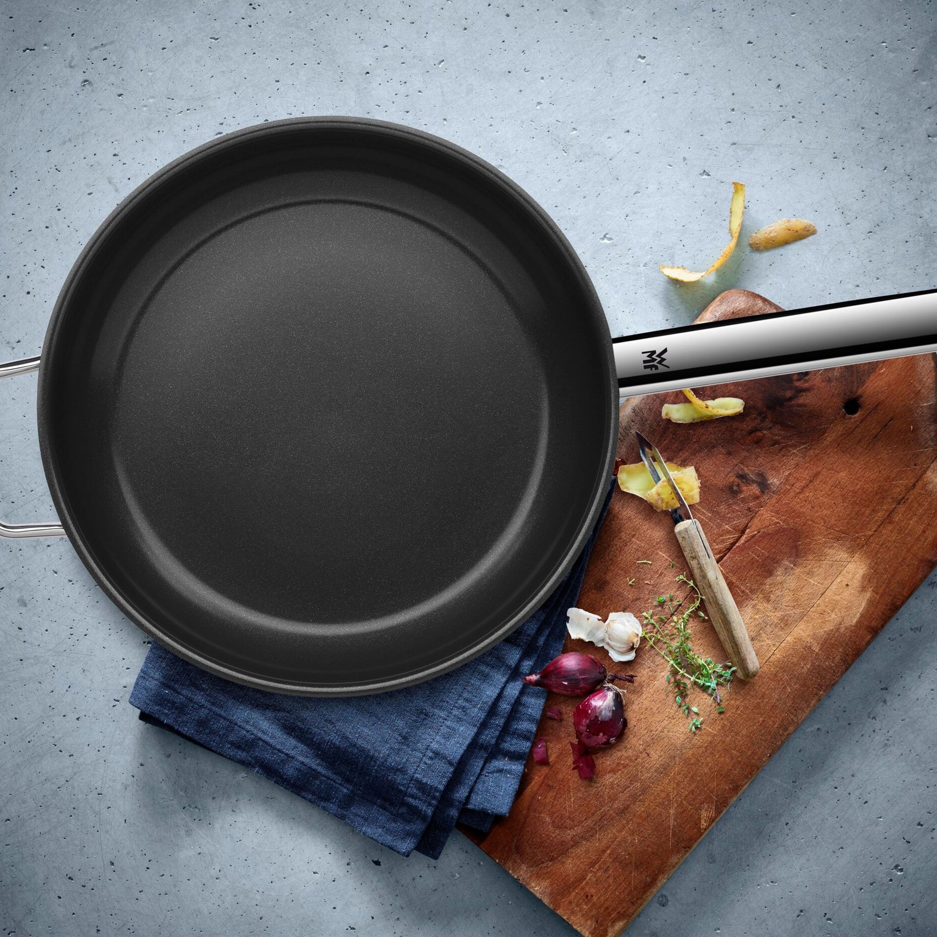 wmf-durado-sauterpande-28-cm-748406021-44392-5