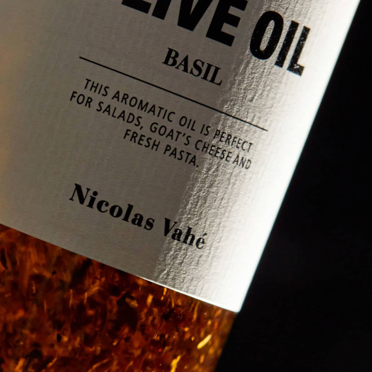 Oliiviöljy basilikalla 25 cl