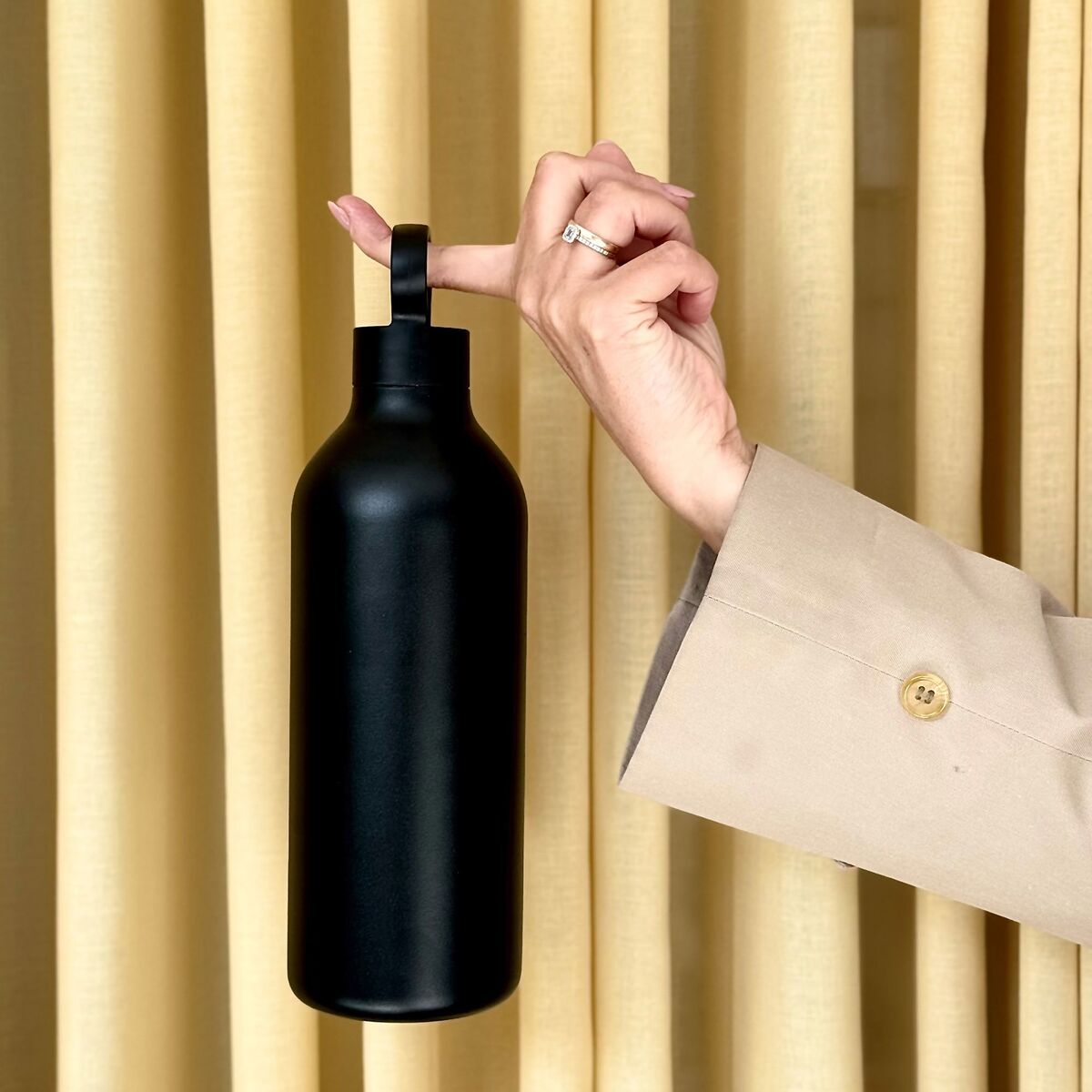 Tabi termosflaska 1 liter, svart