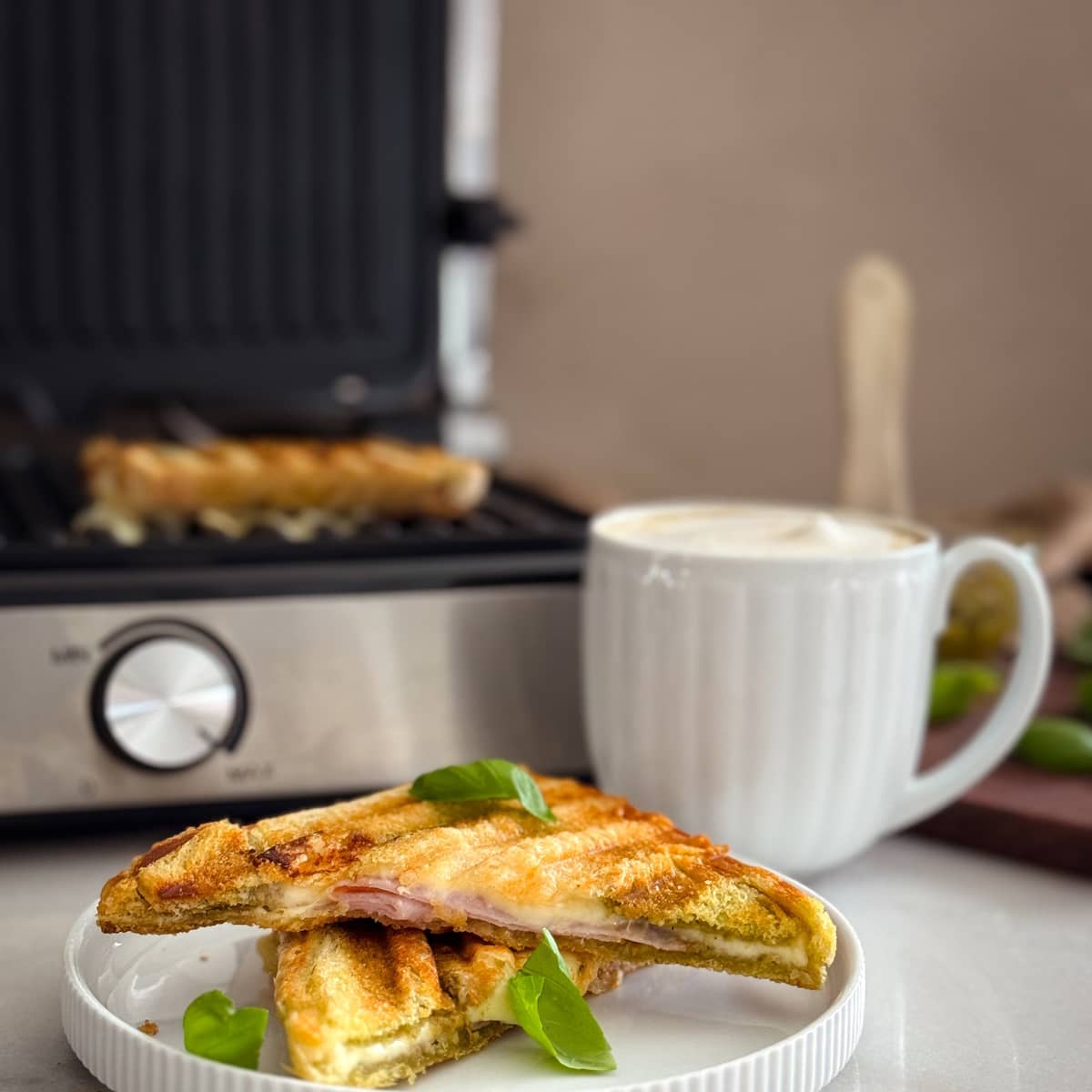 Panini- ja voileipägrilli