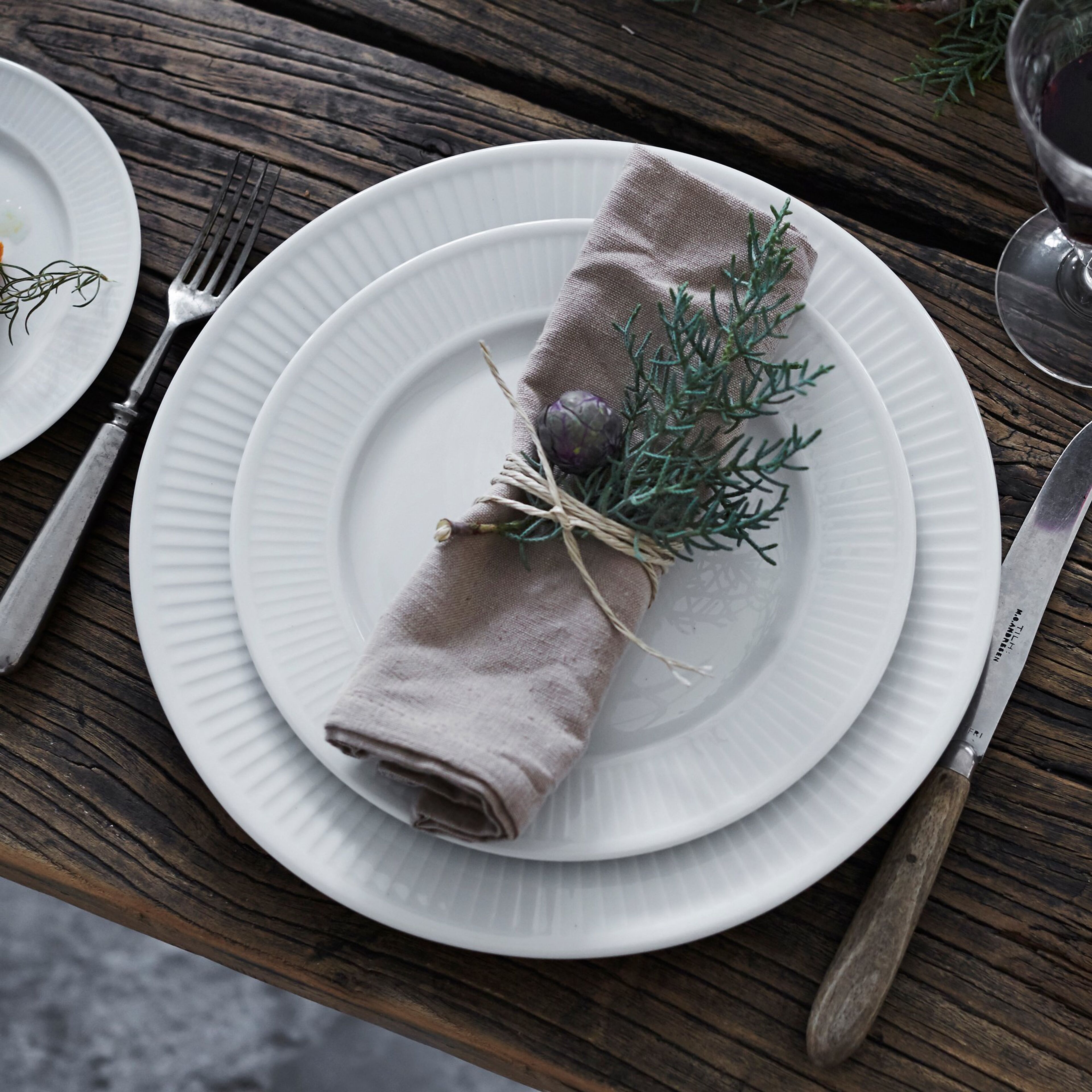 pillivuyt-hvid-plisse-tallerken-oe-26-cm-18406-14982-5