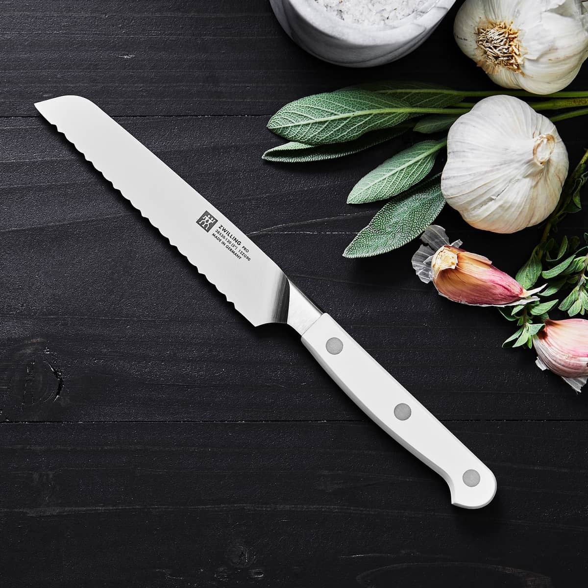 Pro Le Blanc savtakket universalkniv 13 cm