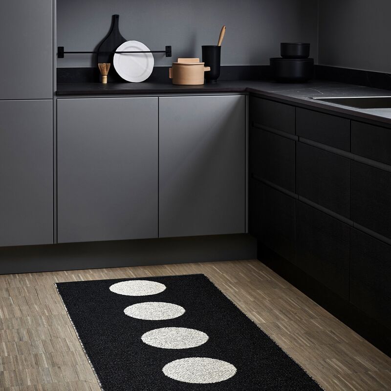 Gulvtæppe Vera, 70 x 225 cm., black/vanilla