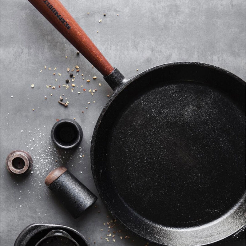 Stekpanna Gjutjärn 28 cm Trähandtag