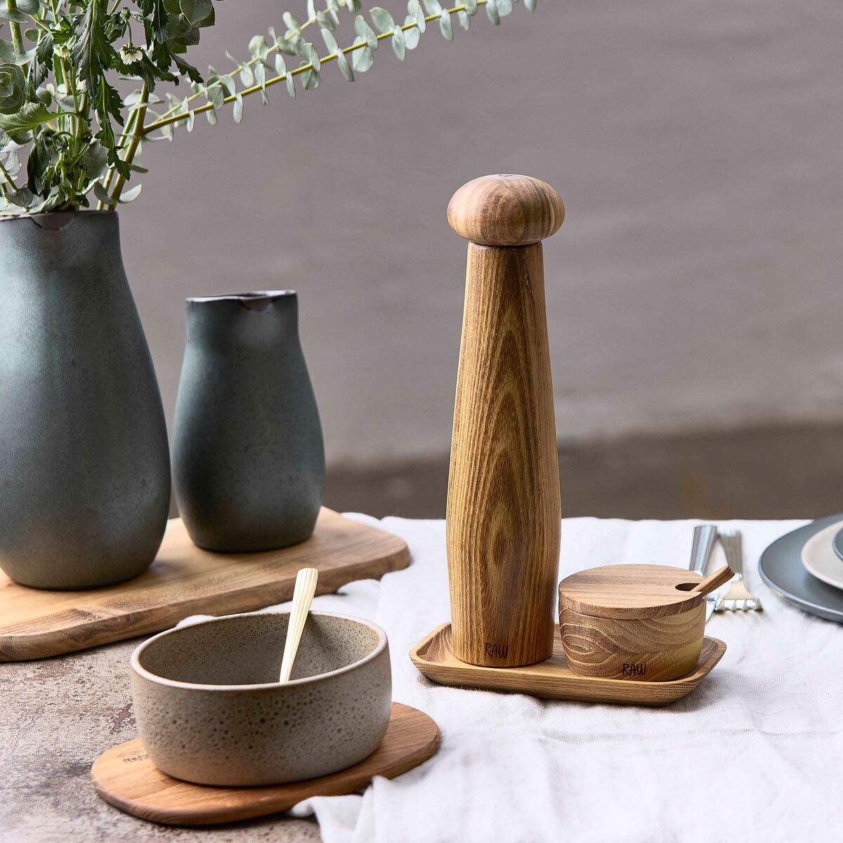 RAW pepperkvern tall, teak