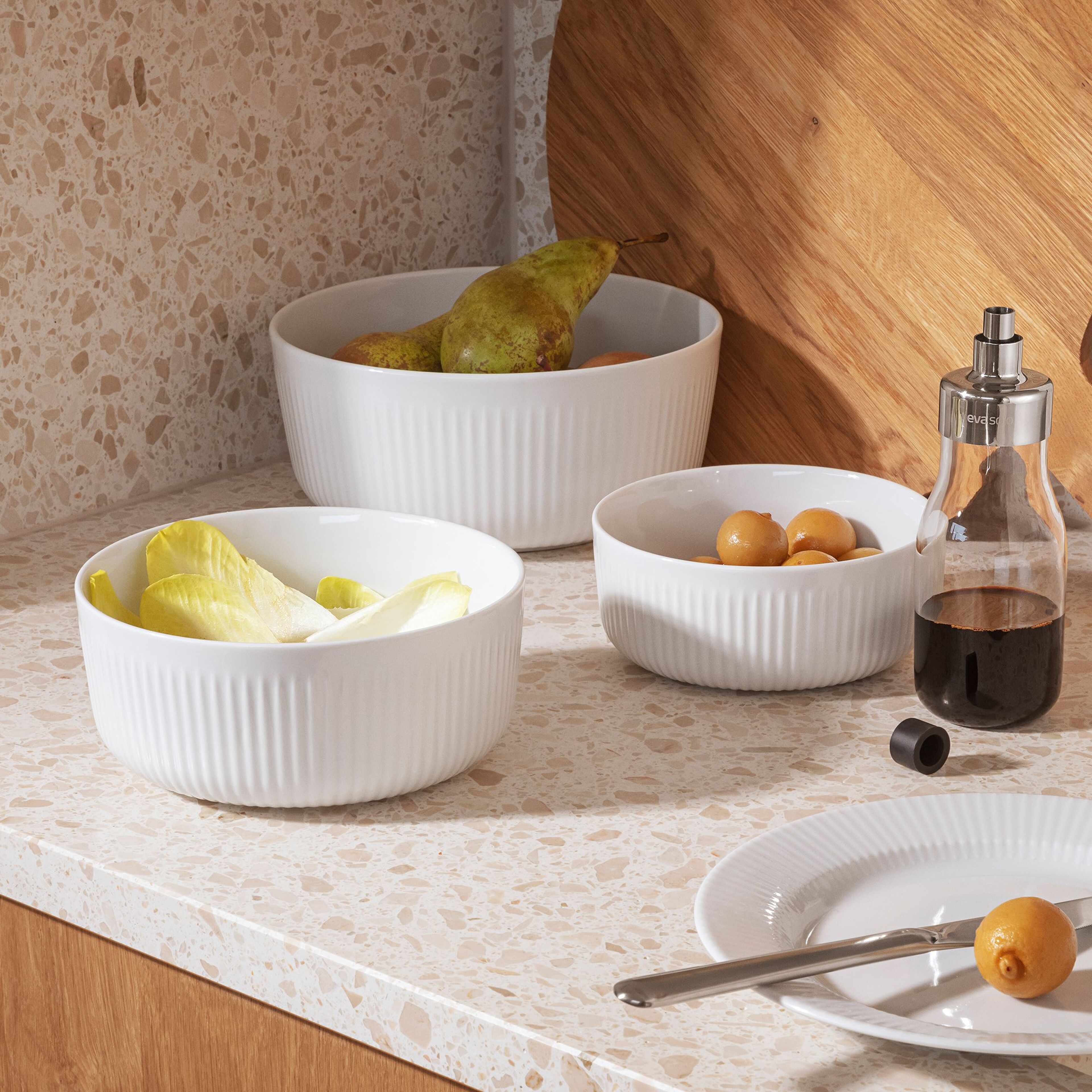 eva-trio-legio-nova-skaal-887412-57568-5