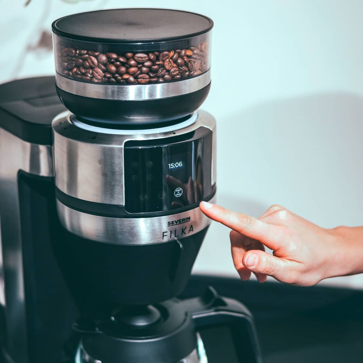Filka Helautomatisk kaffemaskine m. glaskande