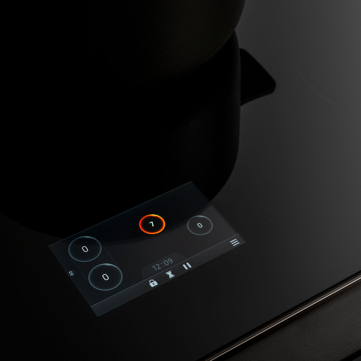 P784I1M37XT Super-Premium induktionshäll 78 cm med stålram, 4 zoner