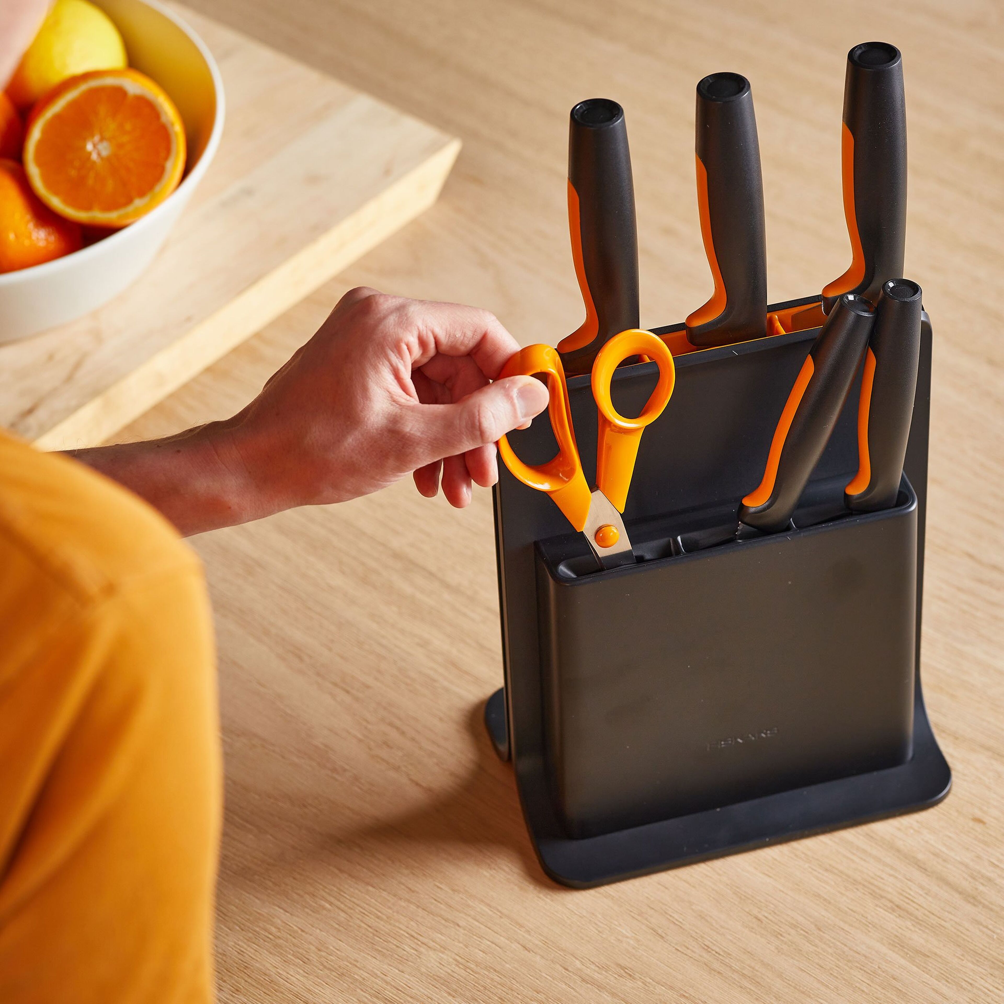 Fiskars Veitsitukki Functional Form 5-veistä Muovia