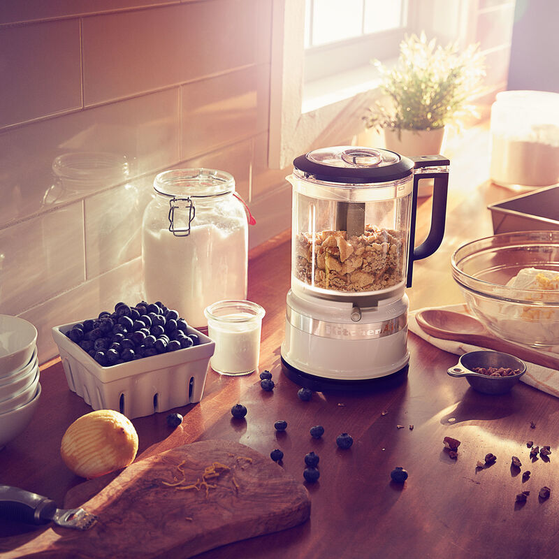 5KFC0516 Monitoimikone, 1,19 litraa, creme