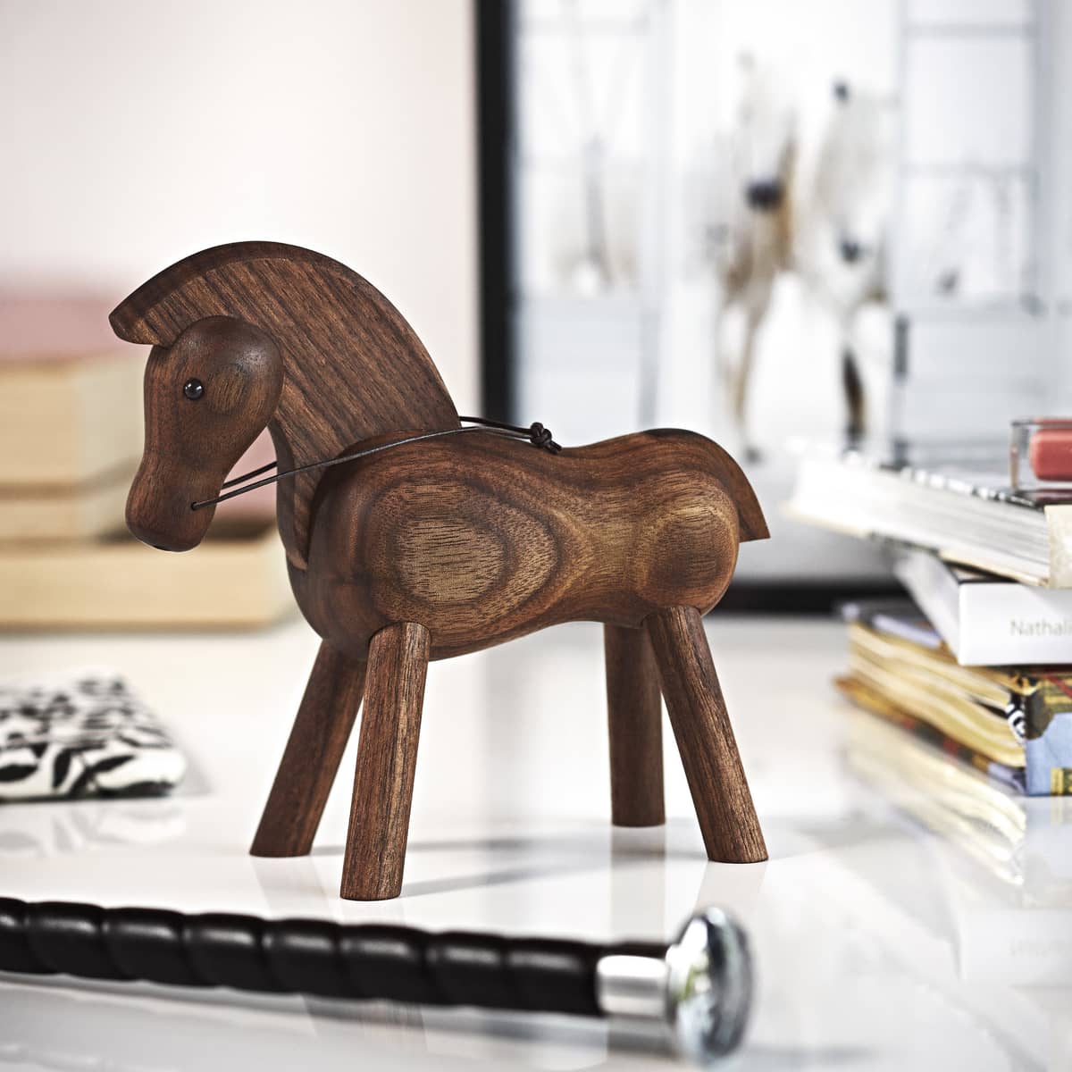 Hest, mørk valnød