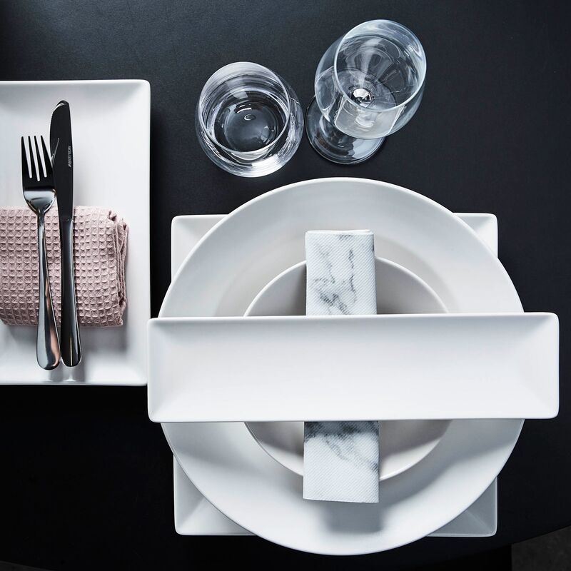 Quadro pastalautanen 30 cm. 4 kpl.