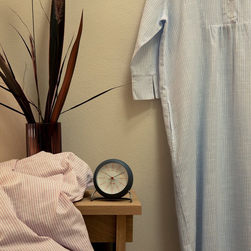 Bankers pöytäkello, tummanharmaa