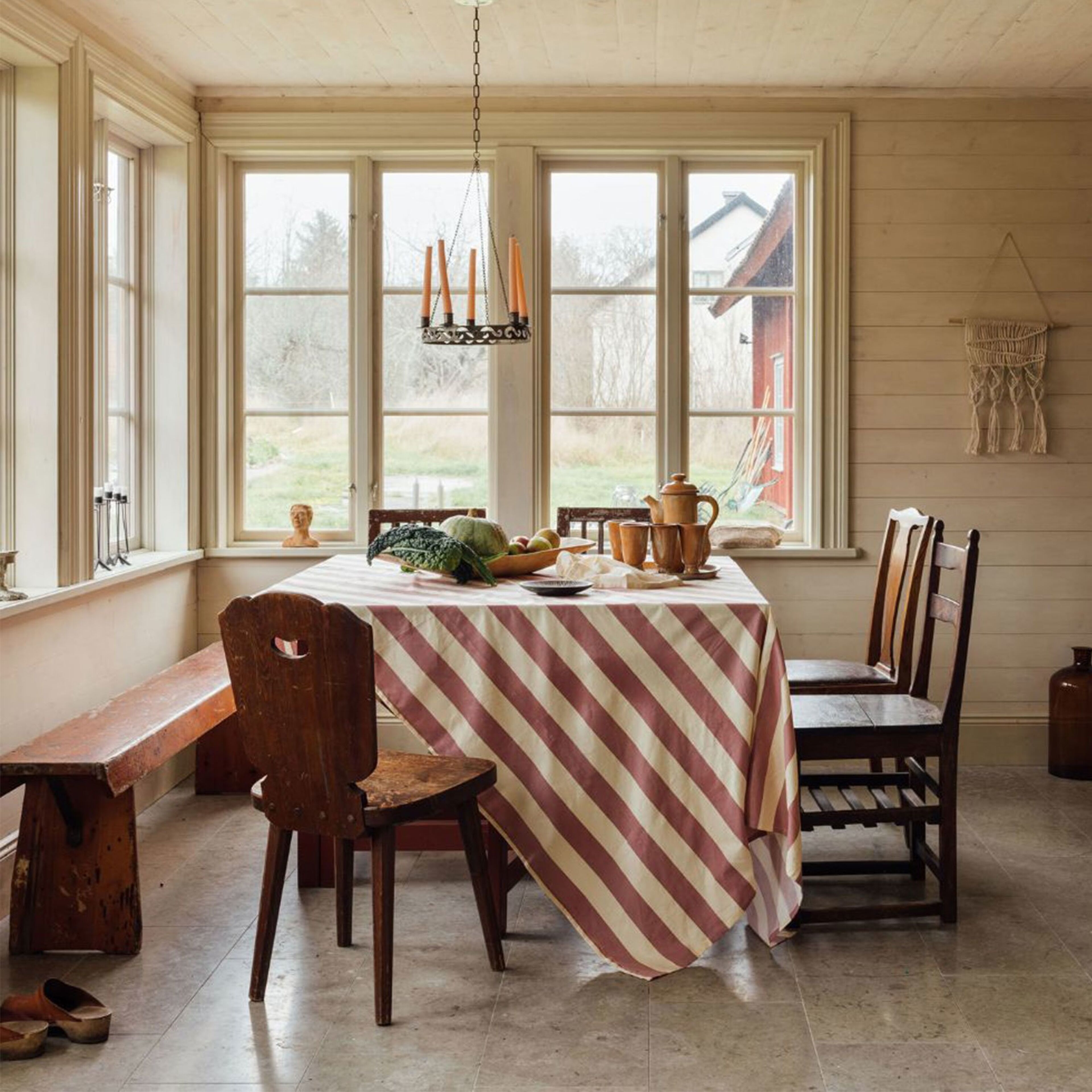 midnatt-65293-67746-6