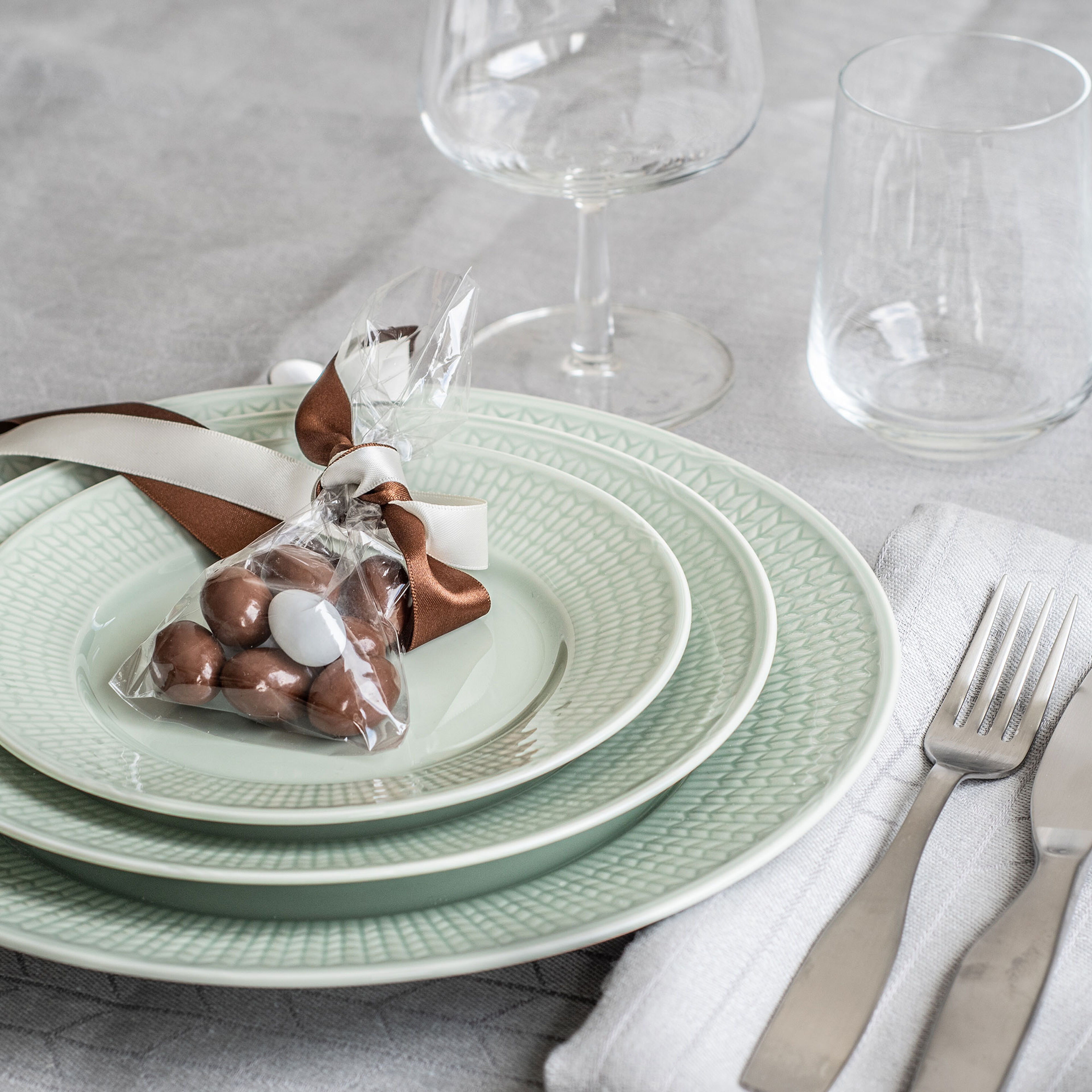 Swedish Grace Äng Tallrik 21 cm., porslin