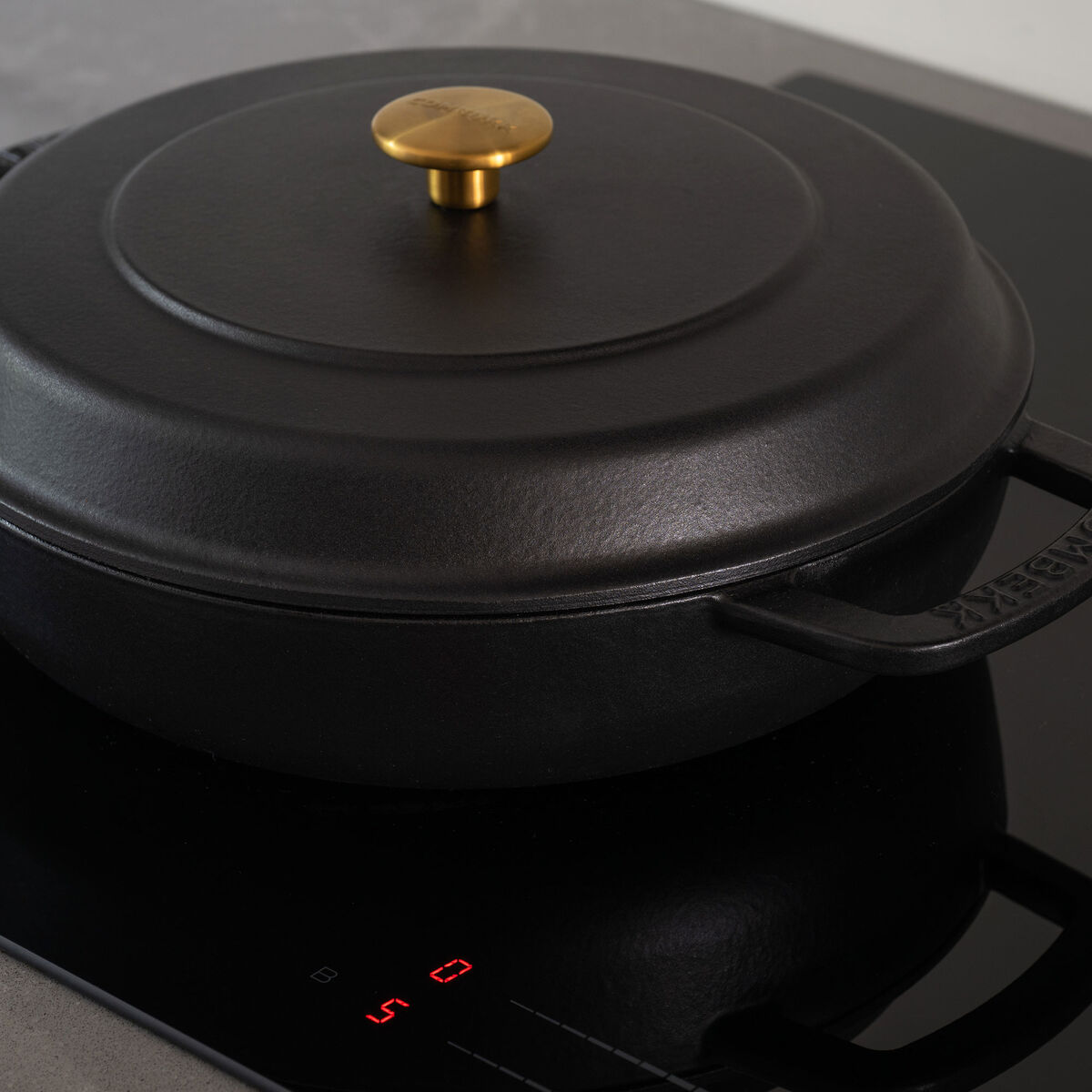 Combekk Lav gryde med låg Ø28 cm/5 liter, sort