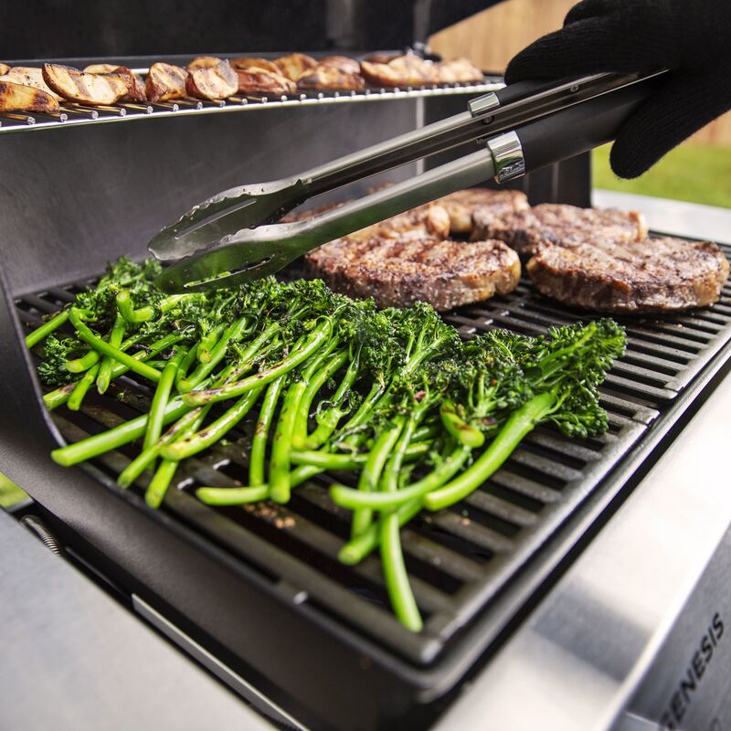 Genesis E-315 kaasugrilli