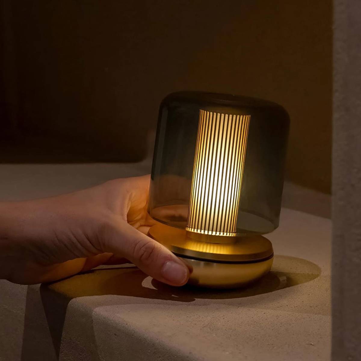 Firefly bordslampa, gold