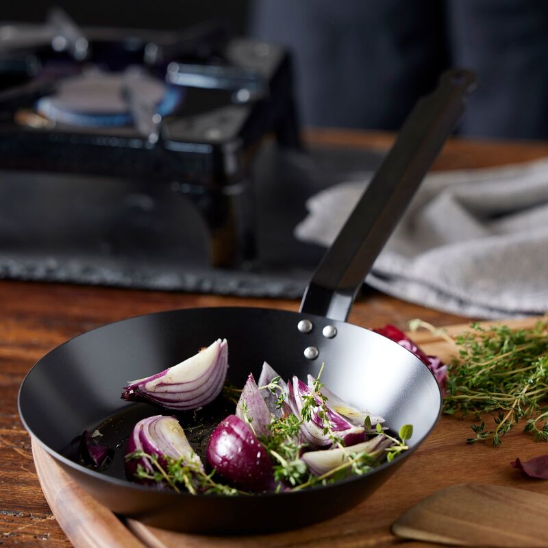 Stekpanna 24 cm, kolstål