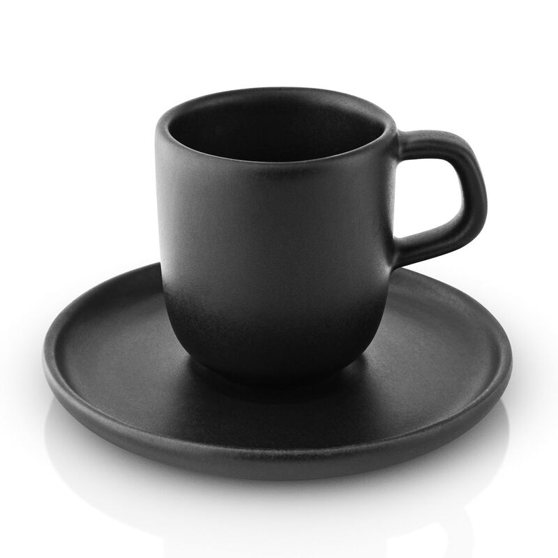 Nordic Kitchen espressokuppi lautasella