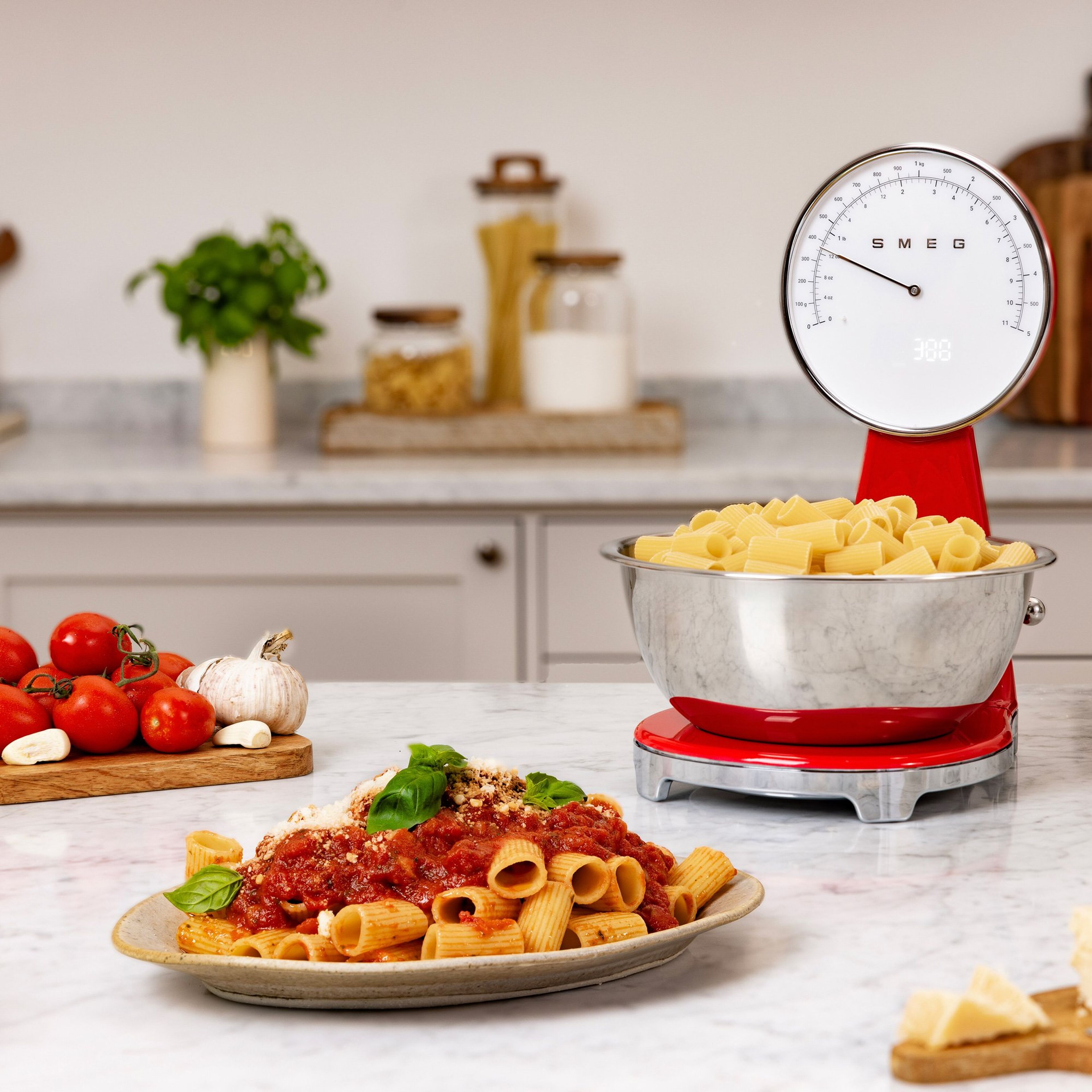 smeg-koekkenvaegt-roed-ksf01rdww-65728-6