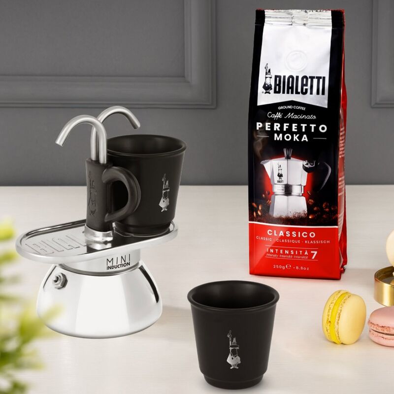 Mini mokkabrygger med kopp